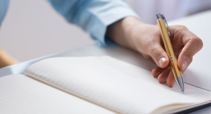 Cómo se escribe broche o vroche