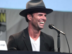 Walton Goggins