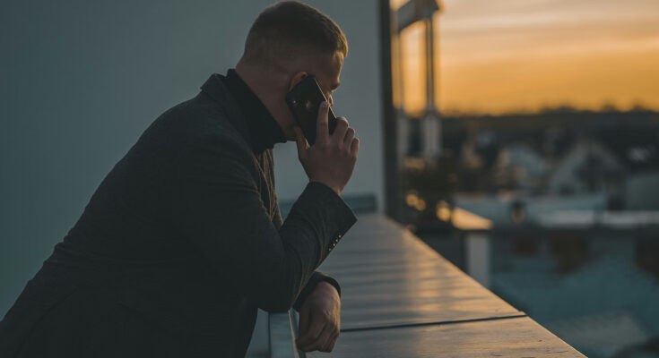 De dónde es el prefijo telefónico 44