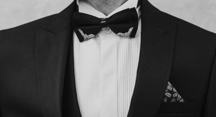 Black tie